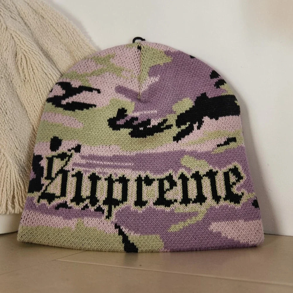 Supreme x New Era Chicago White Sox Camo Knit Beanie Hat OSFM Pink Black